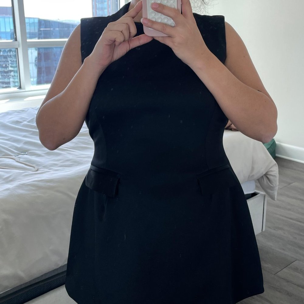 LITTLE BLACK DRESS - Picture 4 of 5